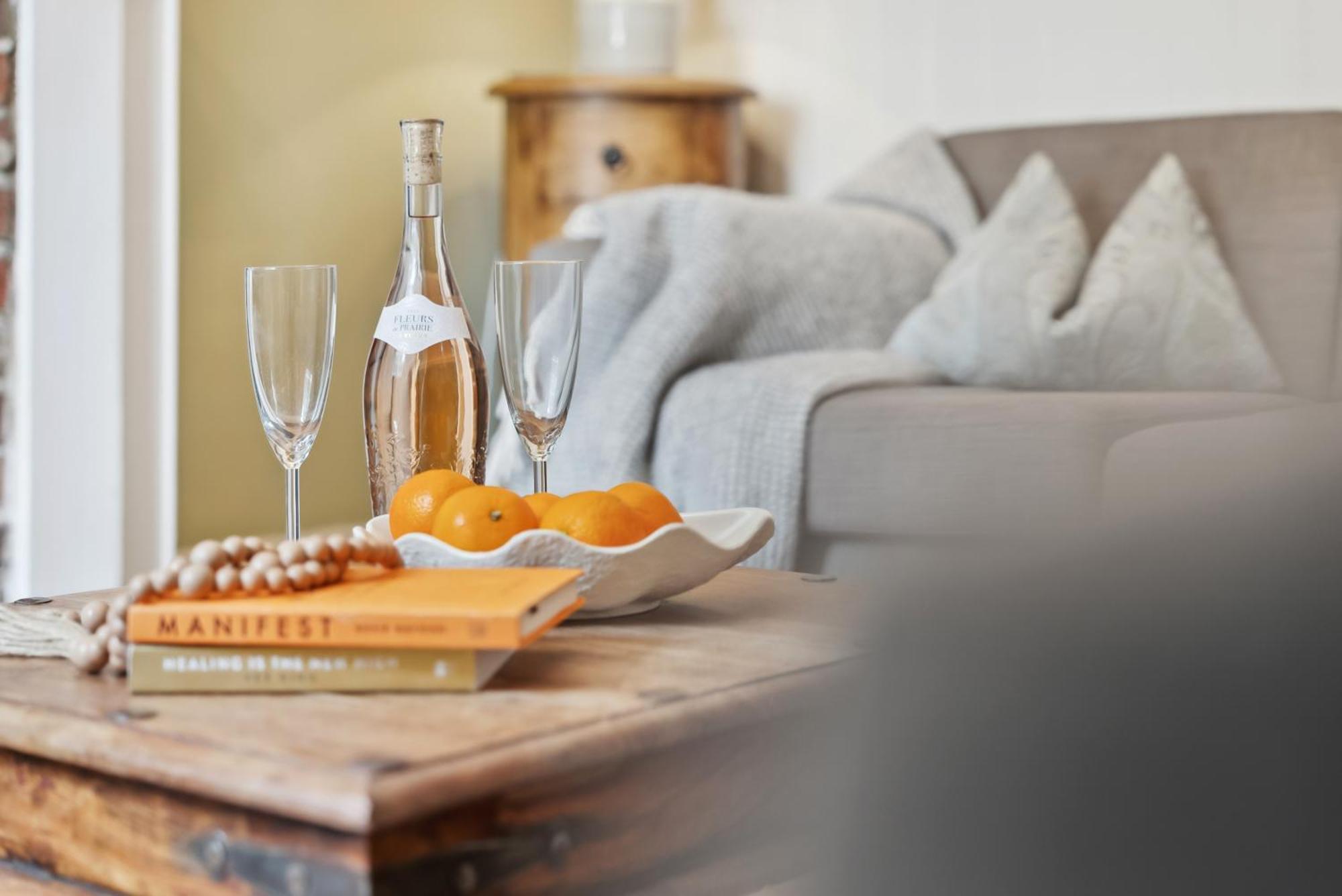 2 Bedrooms Stunning Westgate Cottage Retreat, Central Winchester, Free On-Street Parking Permit, With Garden Close To Cathedral - Sleeps 6, Pets Are Welcome, Summer Special Offer! - By Blue Puffin Stays Buitenkant foto